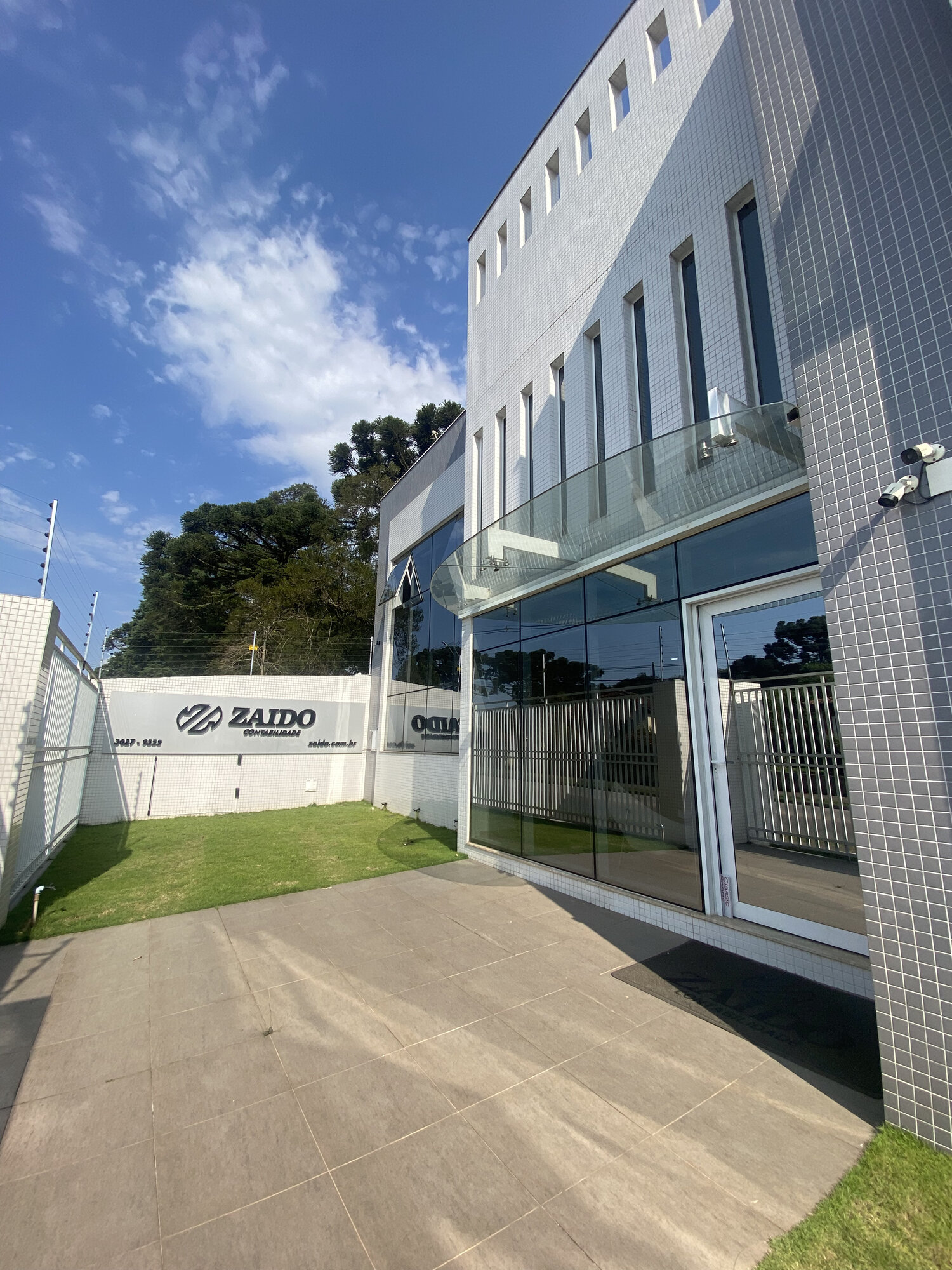 Contador Zaido em atendimento